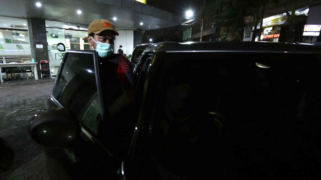 Glenn Fredly By Deki