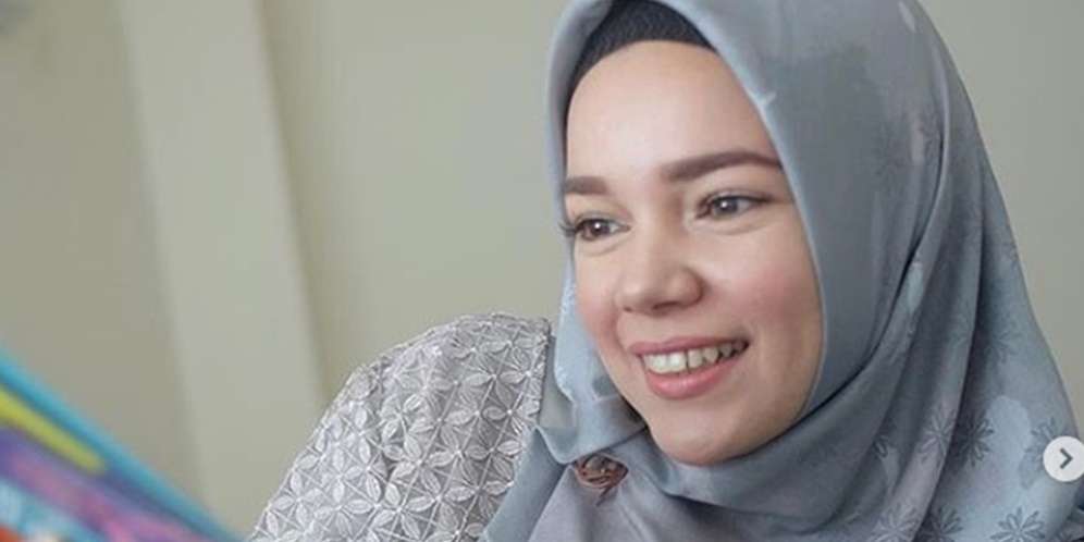 Dewi Sandra