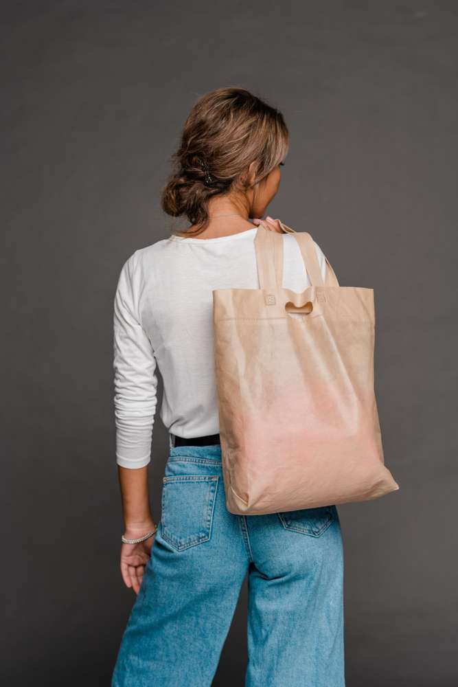 Ilustrasi tote bag