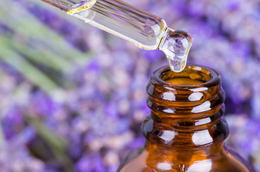 Memakai Essential Oil