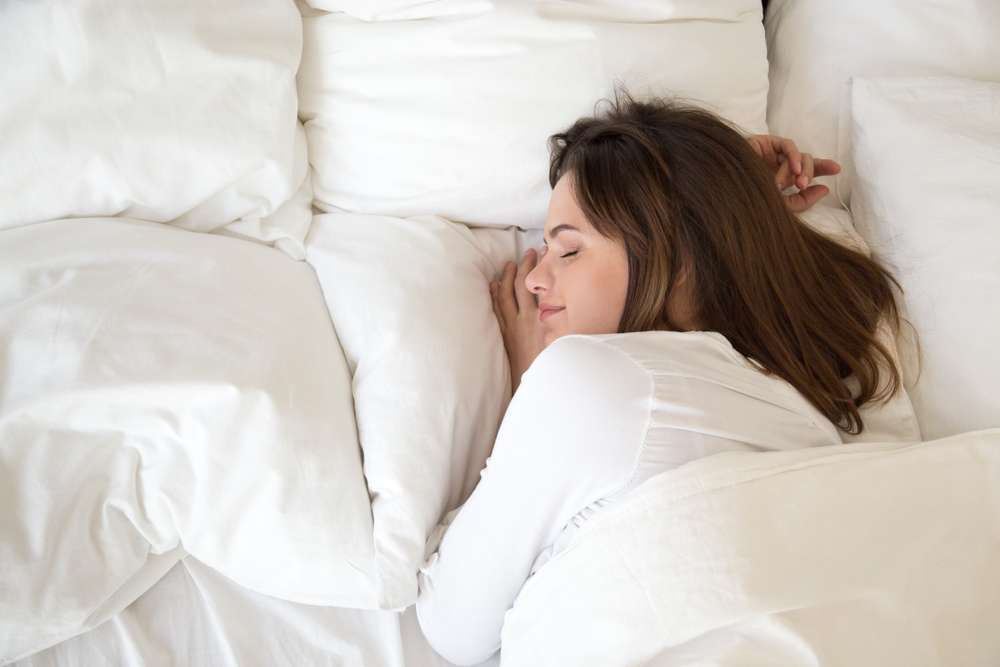 Tidur dengan Rambut Tergerai