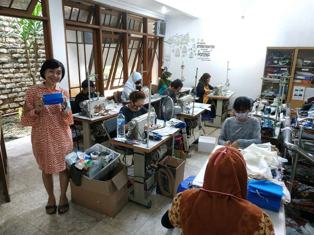 Masker Kain Katun Ramah Lingkungan