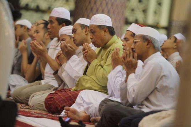 Ikhlaskan niat karena Allah SWT.