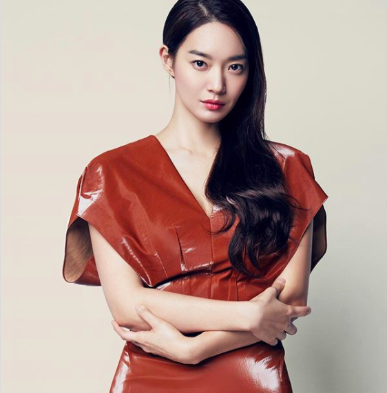 Shin Min Ah
