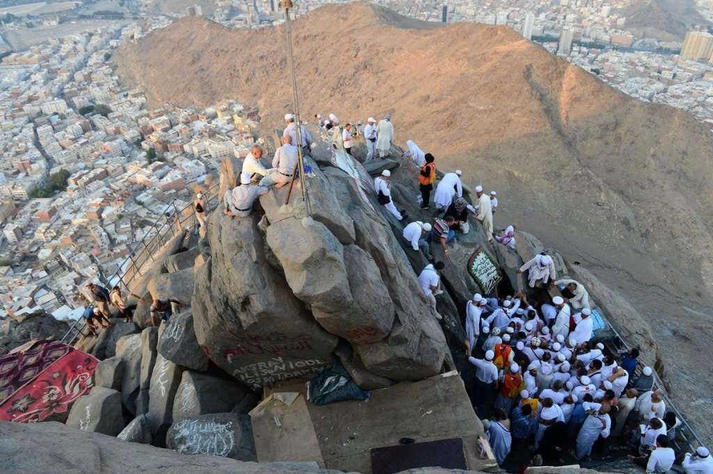 Gua Hira selalu dipenuhi oleh peziarah