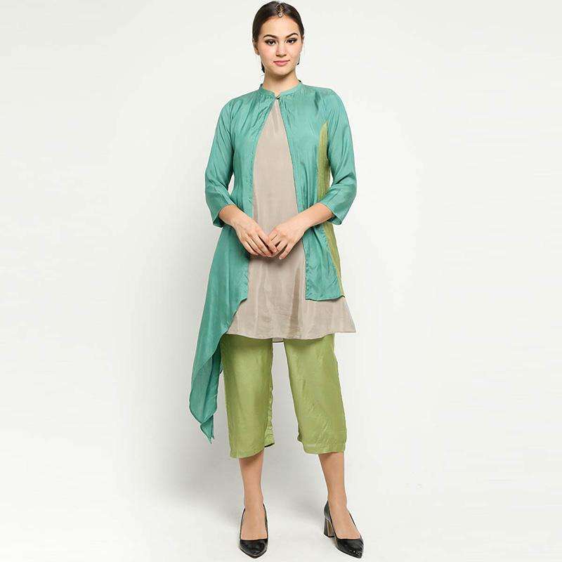Koleksi Busana Earth Tone dari Blibli.com