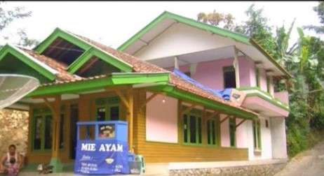 Rumah lesty di kampung halaman