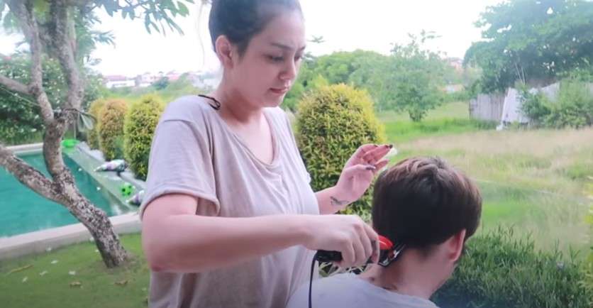 celine evangelista potong rambut stefan william