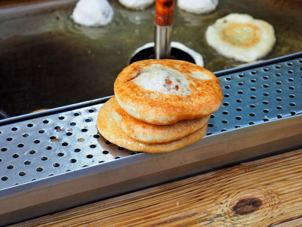 10 Camilan Khas Korea yang Bikin Ngiler Saat Nonton Dramanya 10 Camilan Khas Korea yang Bikin Ngiler Saat Nonton Dramanya