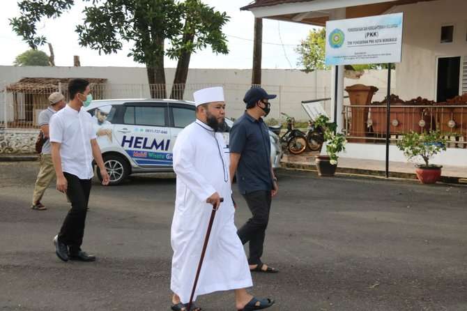 Wali Kota Bengkulu Helmi Hasan