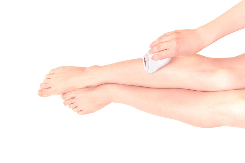 Mencukur Bulu Kaki