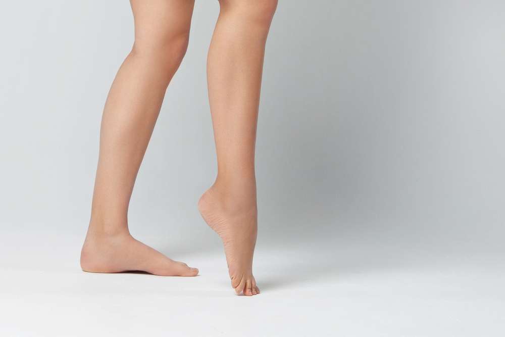 Mencukur Bulu Kaki