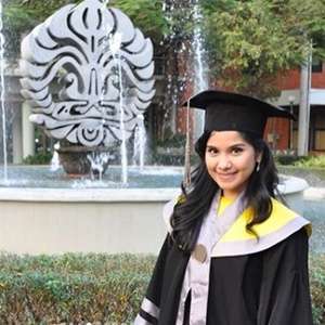 Annisa Yudhoyo Ikut Meramaikan Hastag #wisudaldr2020