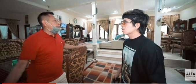 Ruang keluarga Tukul Arwana