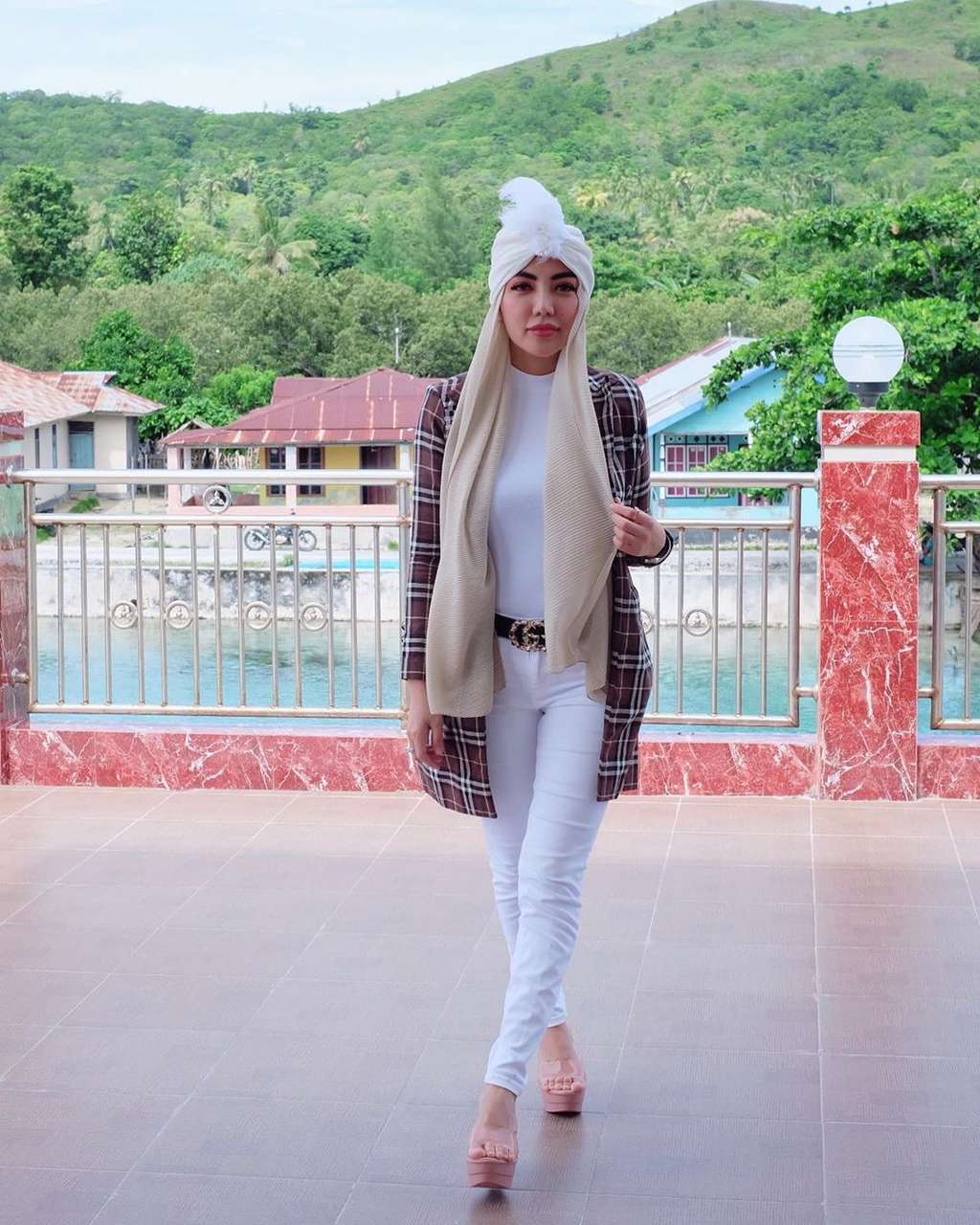 Bella Shofie