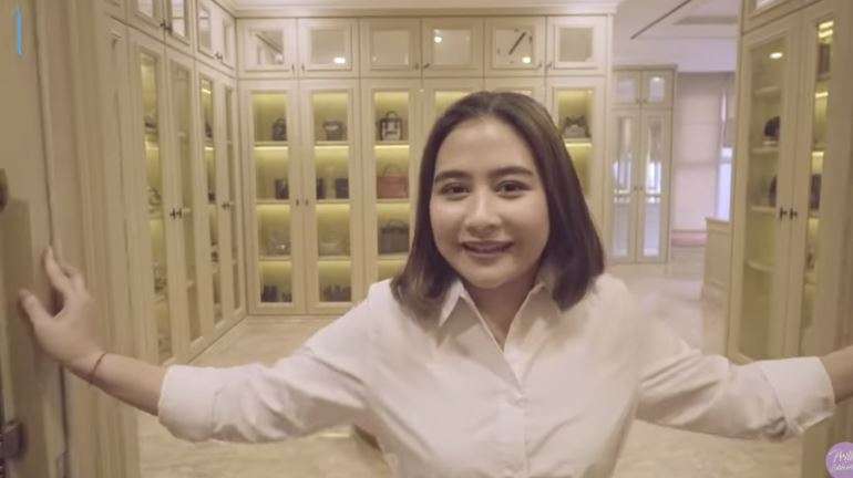 walk in closet Prilly