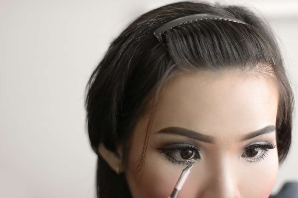 Makeup Mata