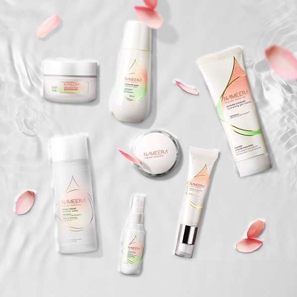 Terapkan Teknik Double Cleansing, Yuk Jaga Kebersihan Wajah di Era New Normal Terapkan Teknik Double Cleansing, Yuk Jaga Kebersihan Wajah di Era New Normal