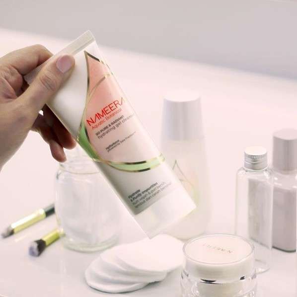 Terapkan Teknik Double Cleansing, Yuk Jaga Kebersihan Wajah di Era New Normal Terapkan Teknik Double Cleansing, Yuk Jaga Kebersihan Wajah di Era New Normal