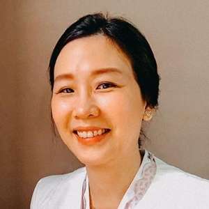 Potret Veronica Tan