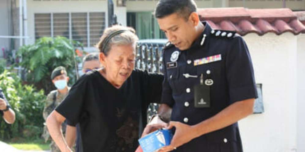 Nik Enzanee & Ah Siong
