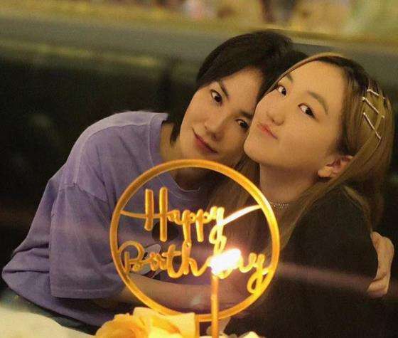 Faye Wong dan Putrinya, Li Yan.