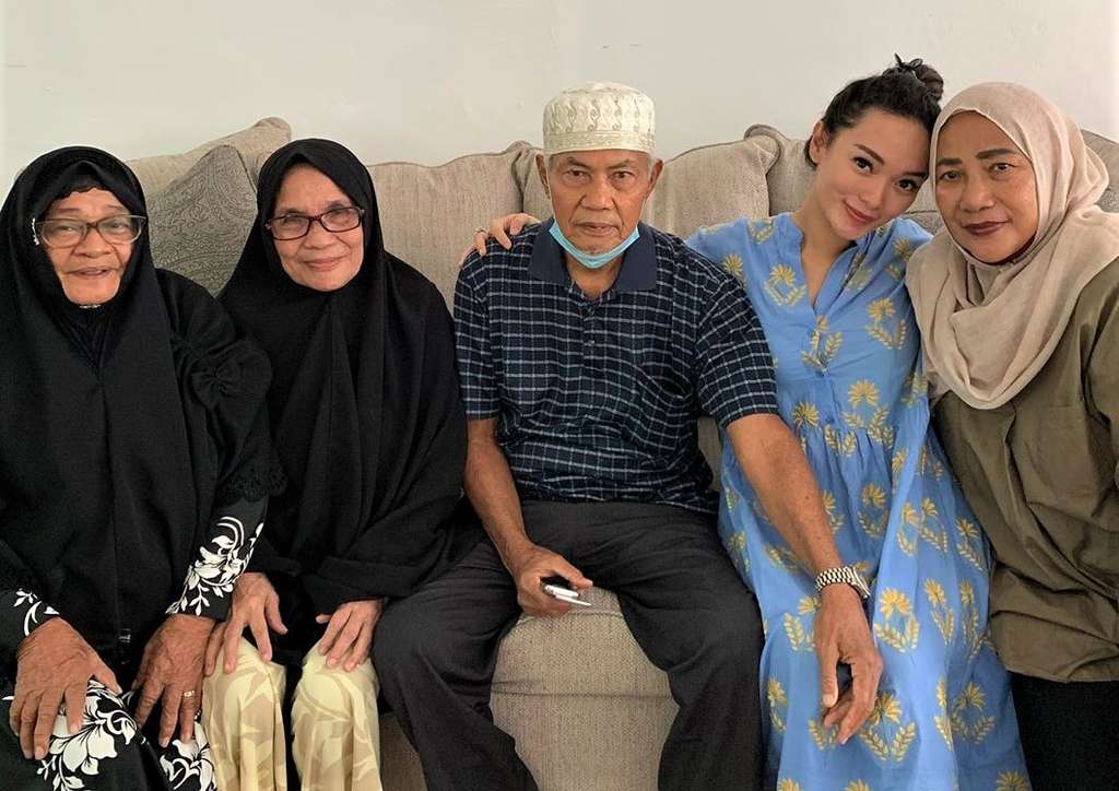 Zaskia Gotik