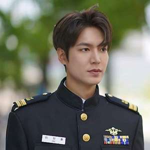 Lee Min Ho dalam Drama The King Eternal Monarch