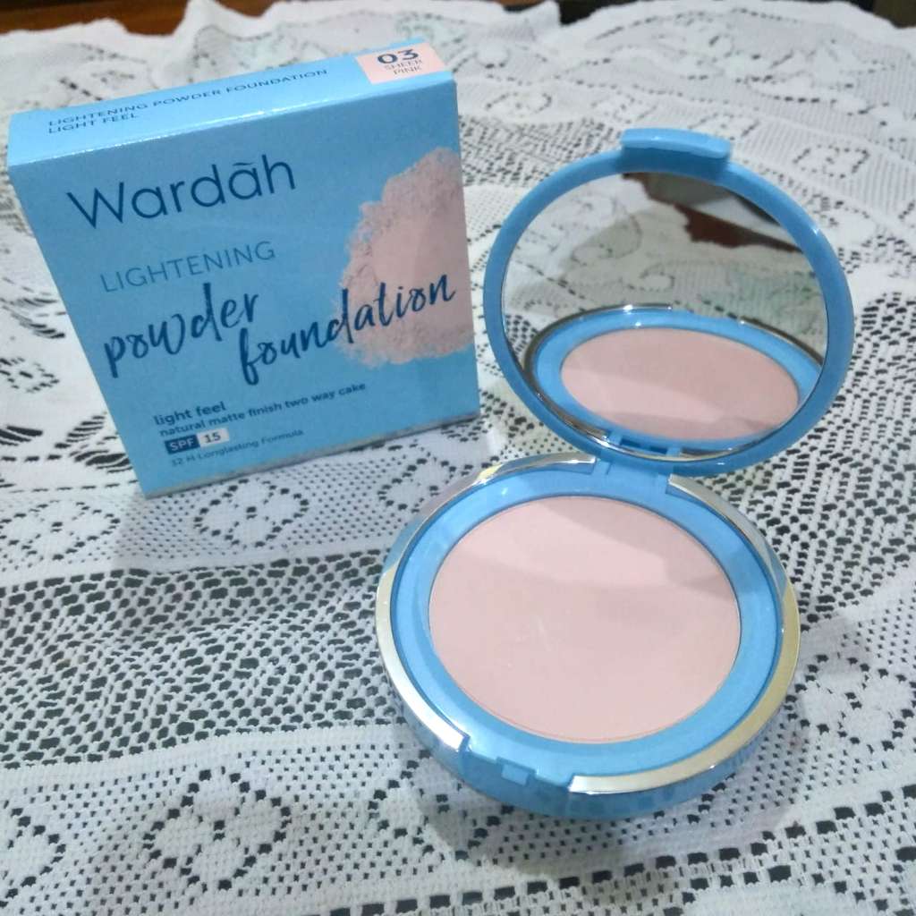 Wardah Lightening Powder Foundation