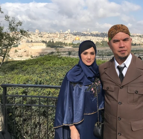 Ahmad Dhani dan Mulan Jameela