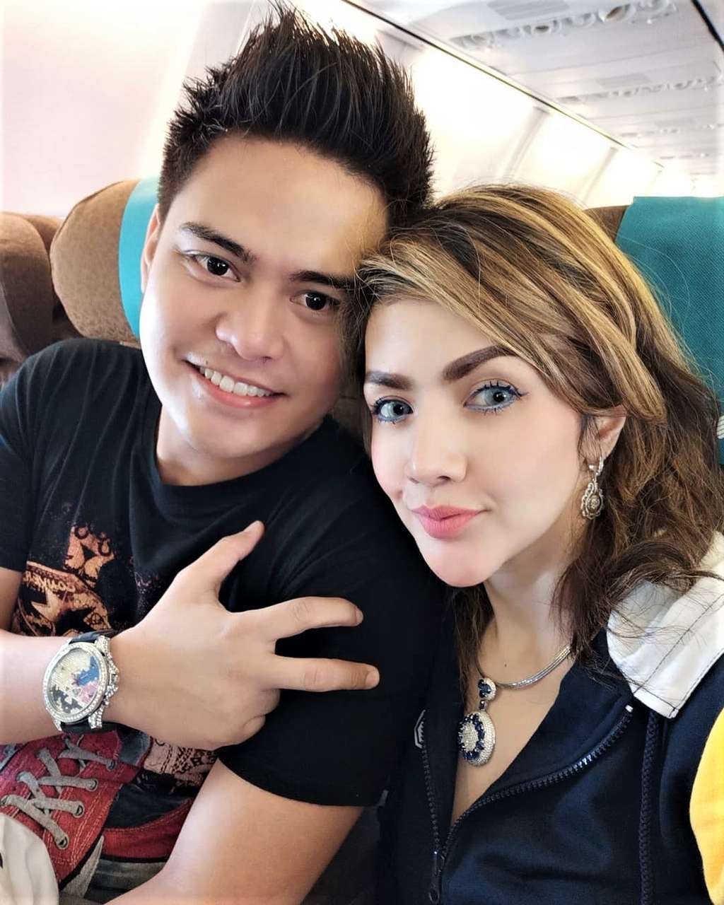 Barbie kumalasari dan suami
