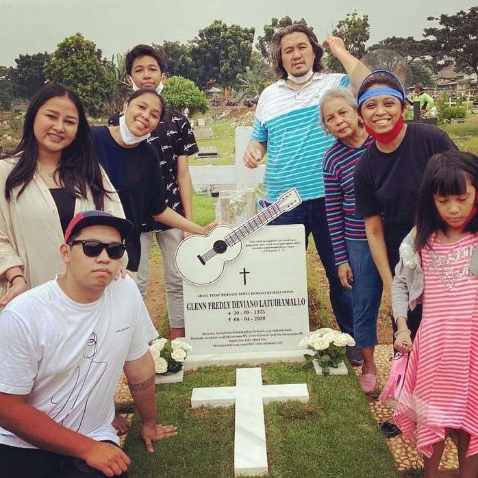 Pusara Glenn Fredly