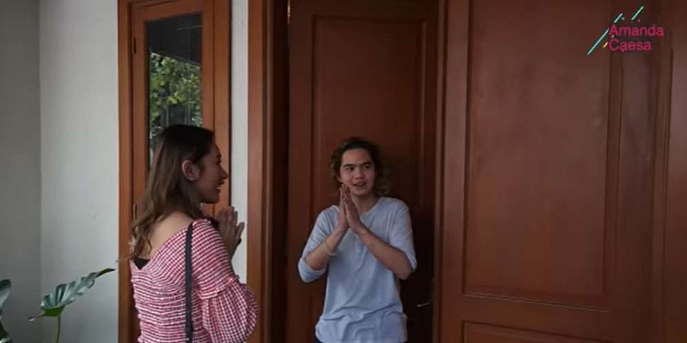 Potret Amanda Caesa saat bertemu Dul