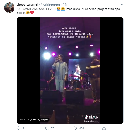 Prilly Latuconsina dan Dikta