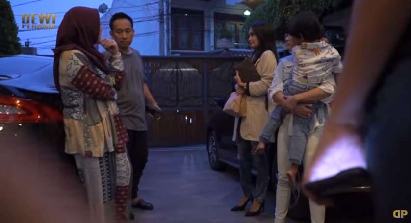 denny cagur dan istri