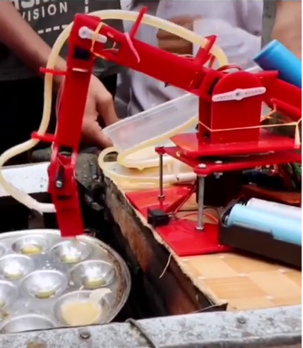 Robot Pembuat Telur Goreng