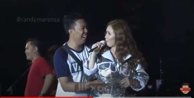 Video Ayu Ting Ting