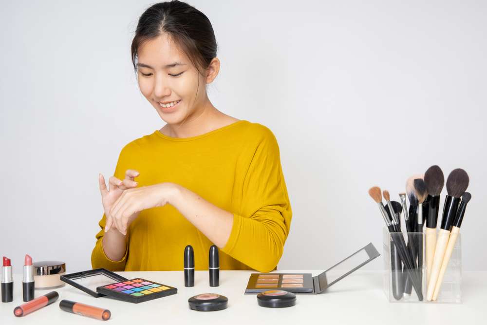 Memilih Produk Makeup