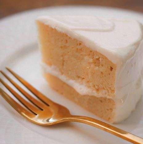 Cake Yakult