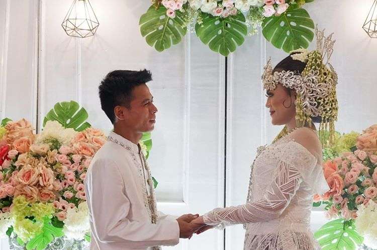 Pernikahan Putri Jamila dengan Ariel Noah KW Pernikahan Putri Jamila dengan Ariel Noah KW