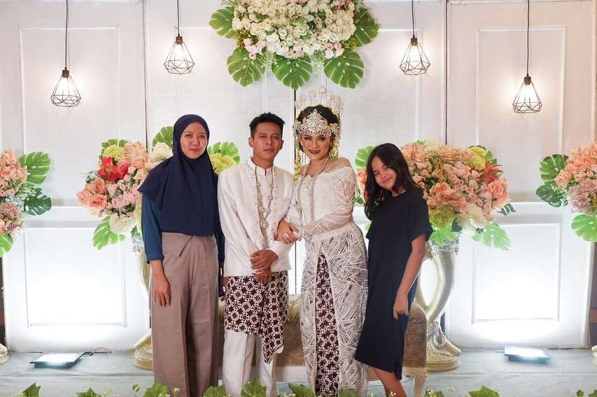 Pernikahan Putri Jamila dengan Ariel Noah KW Pernikahan Putri Jamila dengan Ariel Noah KW