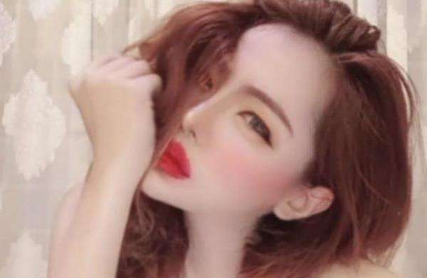 Narita dianggap melanggaru UU ITE dan Pornografi.