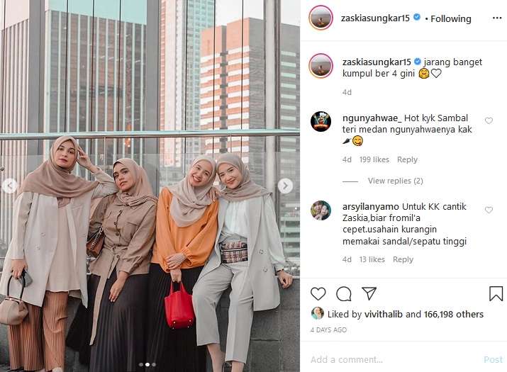 Zaskia Sungkar Zaskia Sungkar