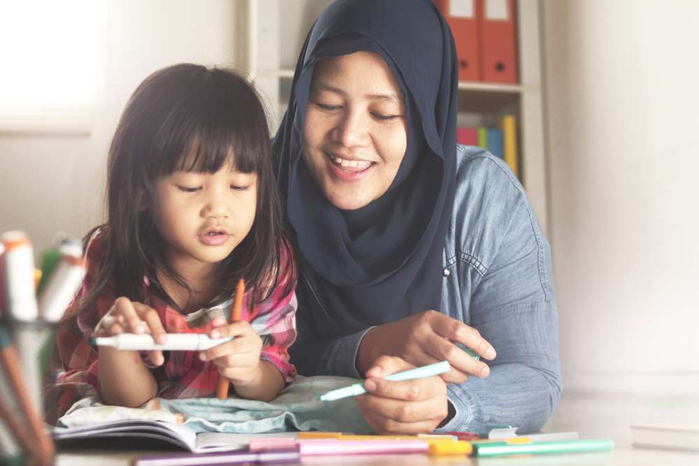 Berkonsultasi dan Belajar dengan Anak