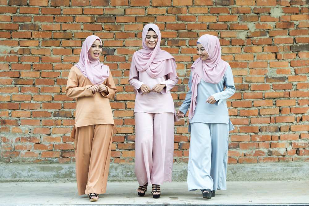 Lawan Gerah Berhijab Saat Kembali Terjun ke Aktivitas yang Padat ketika New Normal