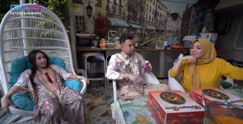 Raffi Ahmad dan Rieta Amalia Raffi Ahmad dan Rieta Amalia