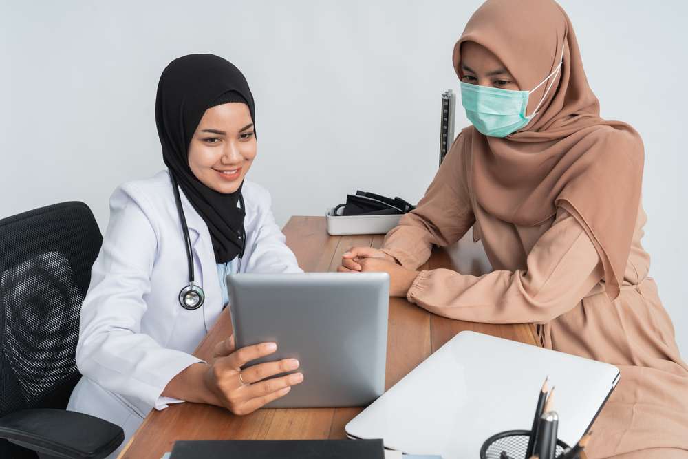 Berkonsultasi dengan Dokter Kandungan