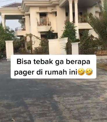 Keliling Rumah naik Ojek