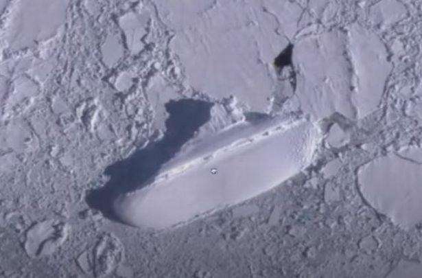 Penampakan kapal misterius di Antartika.