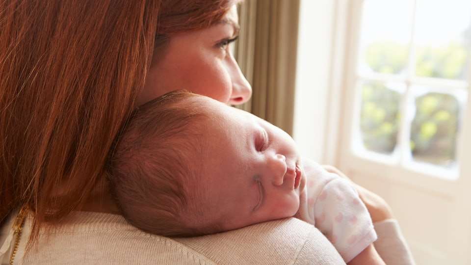 Ilustrasi Foto Ibu dan Bayi